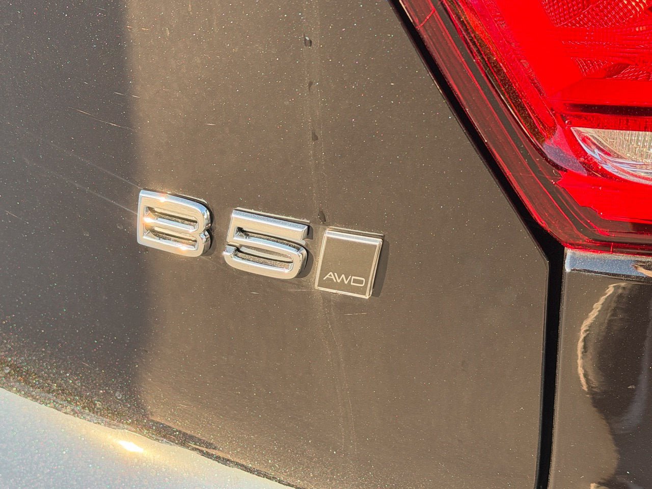 New 2026 Volvo XC40 B5 Plus w/ Protection Package Premier AWD/4WD image 7