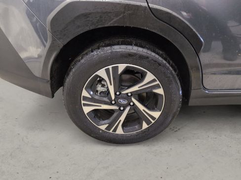 Used 2024 Subaru Crosstrek 2.0i Premium image 8