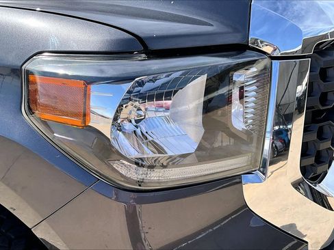 Used 2019 Toyota Tundra SR5 w/ SR5 Upgrade Package image 26