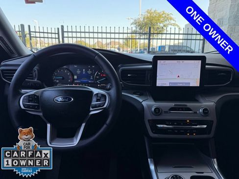 Used 2023 Ford Explorer XLT w/ Equipment Group 202A RWD image 7