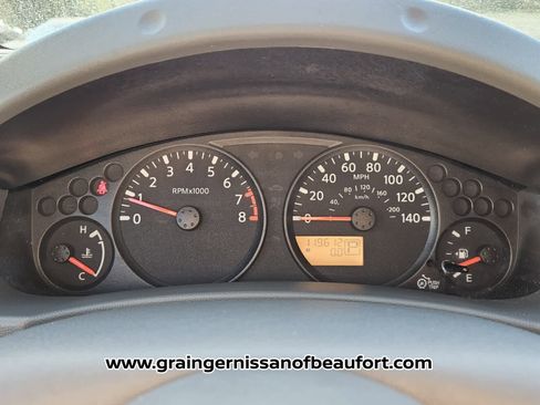 Used 2020 Nissan Frontier SV image 14