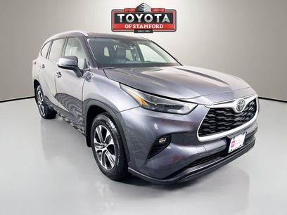 Used 2023 Toyota Highlander XLE