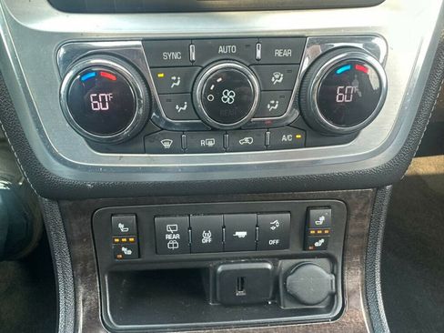 Used 2017 GMC Acadia Limited SLT image 17