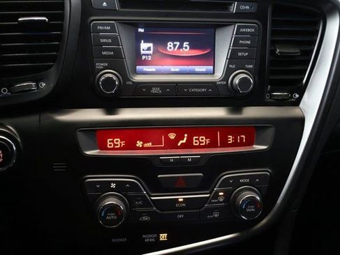 Used 2012 Kia Optima EX w/ Hybrid Convenience Pkg FWD image 19