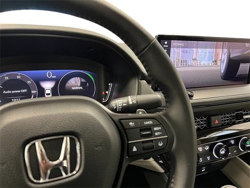 New 2025 Honda Accord EX-L image 27