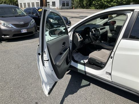 Used 2016 Honda HR-V EX-L image 21