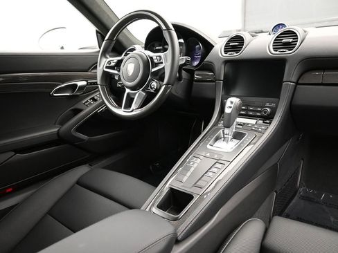 Used 2025 Porsche 718 Cayman GT4 image 23