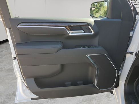 New 2026 GMC Sierra 1500 Elevation image 25