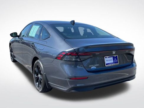 Certified 2025 Honda Accord SE image 4