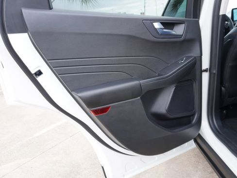 Certified 2022 Ford Escape SEL w/ SEL Stealth AWD Package image 21