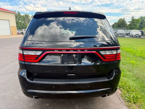 Used 2019 Dodge Durango SXT AWD/4WD image 2