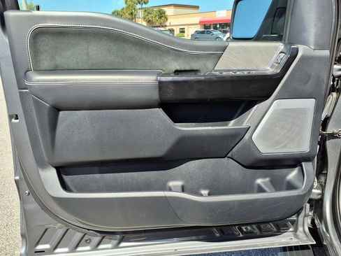 Used 2024 Ford F150 Lightning Platinum AWD/4WD image 23