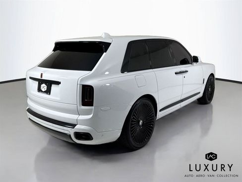 Used 2021 Rolls-Royce Cullinan AWD/4WD image 6