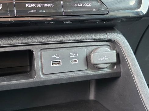 Used 2025 Honda Pilot EX-L image 25