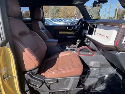 Used 2023 Ford Bronco Heritage Edition image 25