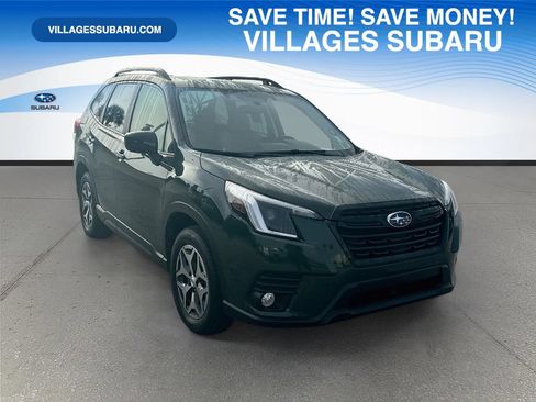 Certified 2023 Subaru Forester Premium AWD/4WD image 1