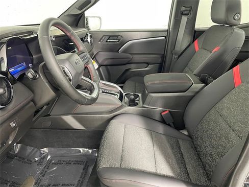 Certified 2026 Chevrolet Colorado Z71 w/ Technology Package image 2