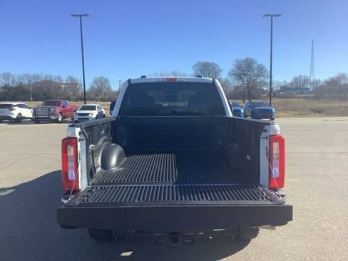 Used 2024 Ford F250 XLT w/ FX4 Off-Road Package image 9