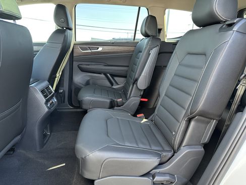 New 2026 Volkswagen Atlas SEL image 24