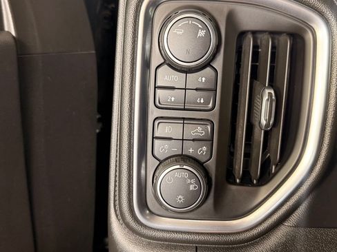 Used 2019 Chevrolet Silverado 1500 LT Trail Boss AWD/4WD image 23