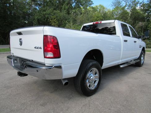 Used 2018 RAM 3500 Tradesman w/ Chrome Appearance Group AWD/4WD image 7