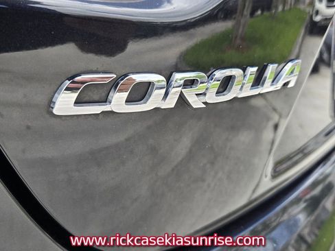 Used 2020 Toyota Corolla XSE FWD image 16