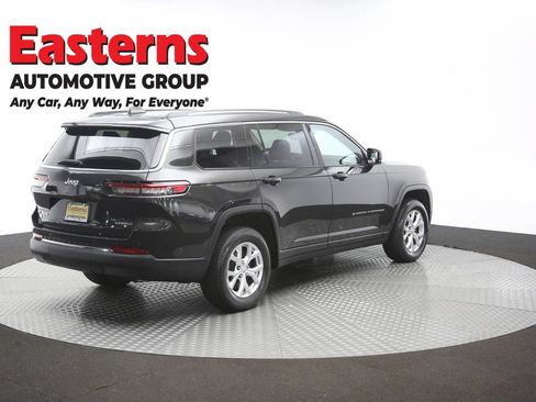 Used 2023 Jeep Grand Cherokee L Limited AWD/4WD image 45