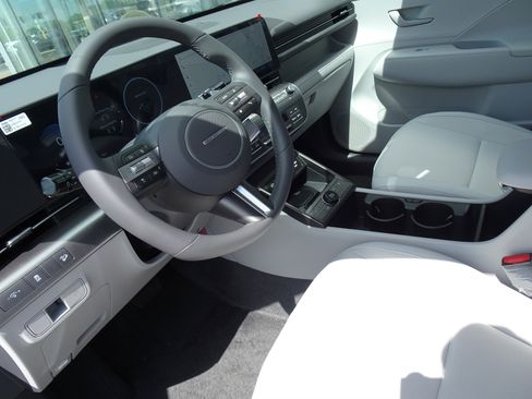 New 2025 Hyundai Kona SEL image 10