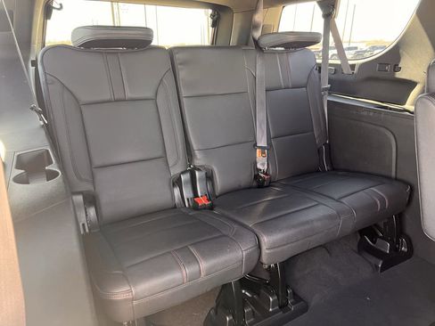 Used 2024 Chevrolet Suburban RST w/ Luxury Package image 38