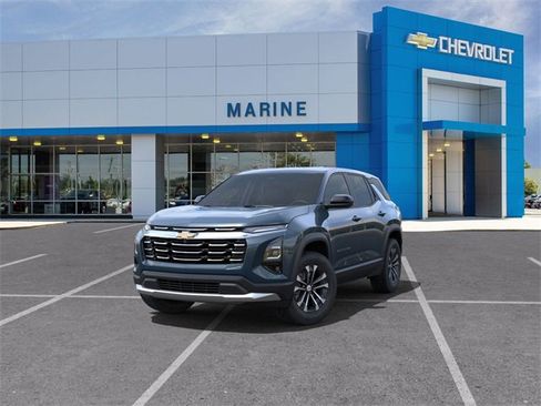 New 2026 Chevrolet Equinox LT w/ Safety and Technology Package image 8