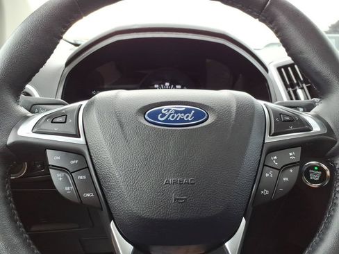 Used 2024 Ford Edge Titanium AWD/4WD image 22