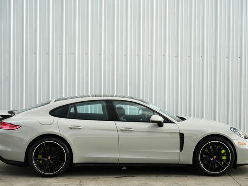 Used 2023 Porsche Panamera 4S image 57