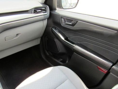 Used 2024 Ford Escape Active AWD/4WD image 21
