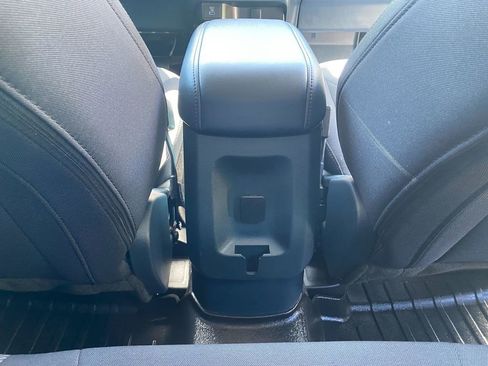 Used 2023 Ford Maverick XL w/ Equipment Group 100A Standard image 27