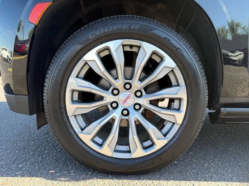 Used 2023 GMC Yukon Denali w/ Max Trailering Package AWD/4WD image 11