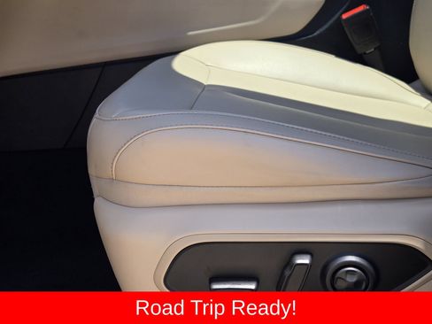 Used 2024 Jeep Grand Cherokee L Limited w/ MOPAR Finishing Package AWD/4WD image 29
