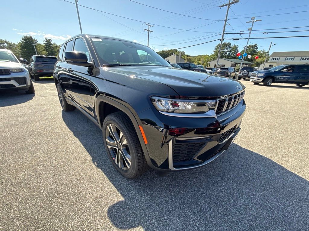 New 2027 Jeep Grand Cherokee Limited AWD/4WD image 7