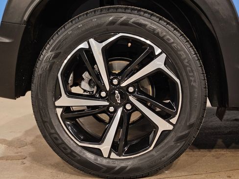 Used 2023 Chevrolet TrailBlazer RS image 17
