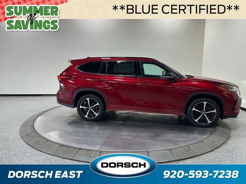 Used 2021 Toyota Highlander XSE AWD/4WD image 4