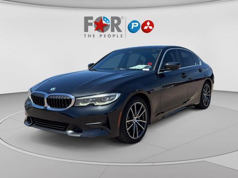 Used 2020 BMW 330i Sedan w/ Convenience Package RWD image 1