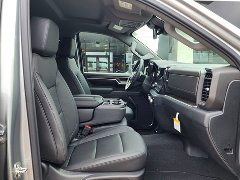 New 2026 GMC Sierra 2500 SLT w/ Max Trailering Package AWD/4WD image 39
