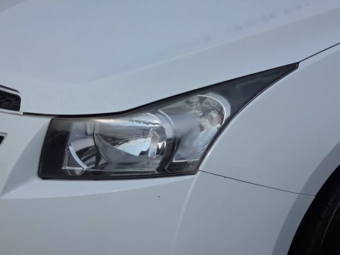 Used 2014 Chevrolet Cruze LT FWD image 28