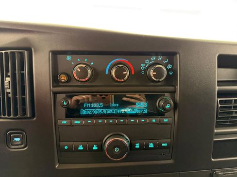 Used 2023 Chevrolet Express 2500 Work Van w/ Driver Convenience Package image 10