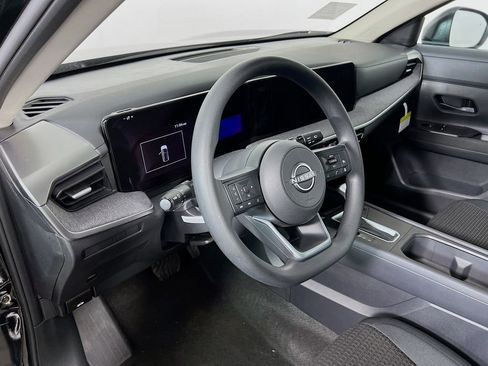 New 2026 Nissan Kicks SV AWD/4WD image 8