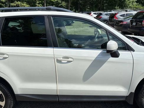 Used 2018 Subaru Forester 2.5i Limited AWD/4WD image 11