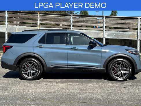 Used 2026 Ford Explorer ST w/ Sun And Sound Package AWD/4WD image 3