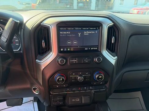 Used 2020 Chevrolet Silverado 1500 RST w/ All-Star Edition AWD/4WD image 21
