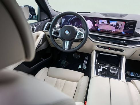 Used 2026 BMW X6 xDrive40i AWD/4WD image 29