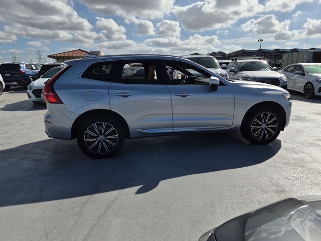 Used 2021 Volvo XC60 T5 Inscription w/ Advanced Package AWD/4WD image 4