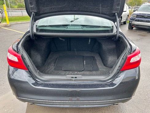 Used 2017 Nissan Altima 2.5 SV FWD image 11